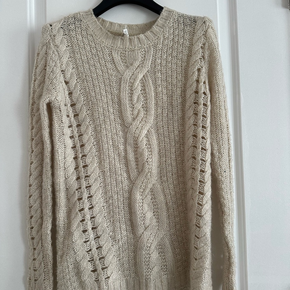 Aeropostale Cream Crew Neck Cable Knit Sweater